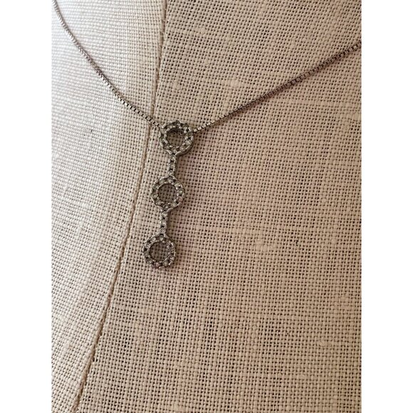 10K White Gold Pendant 3 Circles sterling chain - Picture 8 of 16